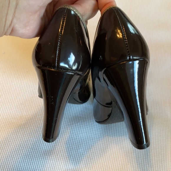 Mia Bloom Woman’s Slip On Shoes Round Toe Floral Block Heels Brown Size 6 M - Picture 3 of 12